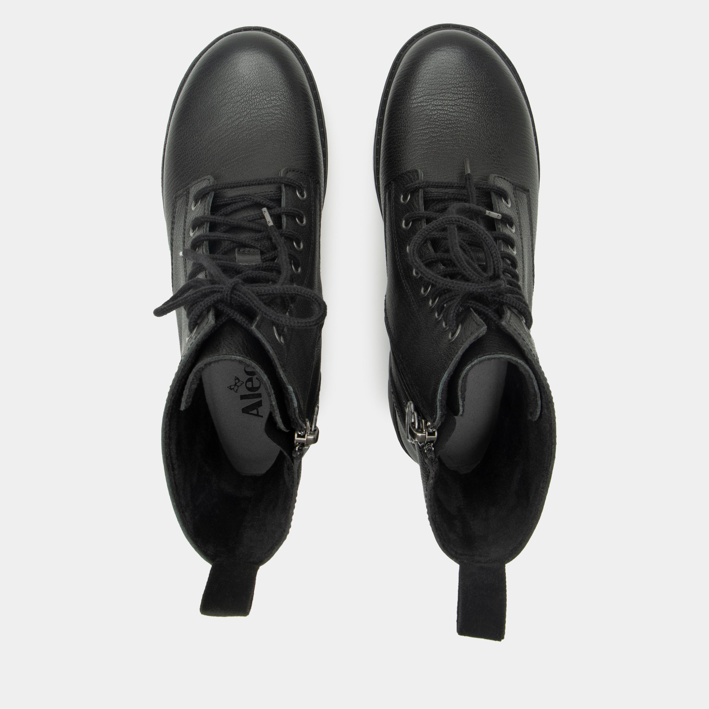 Ari Black Boot