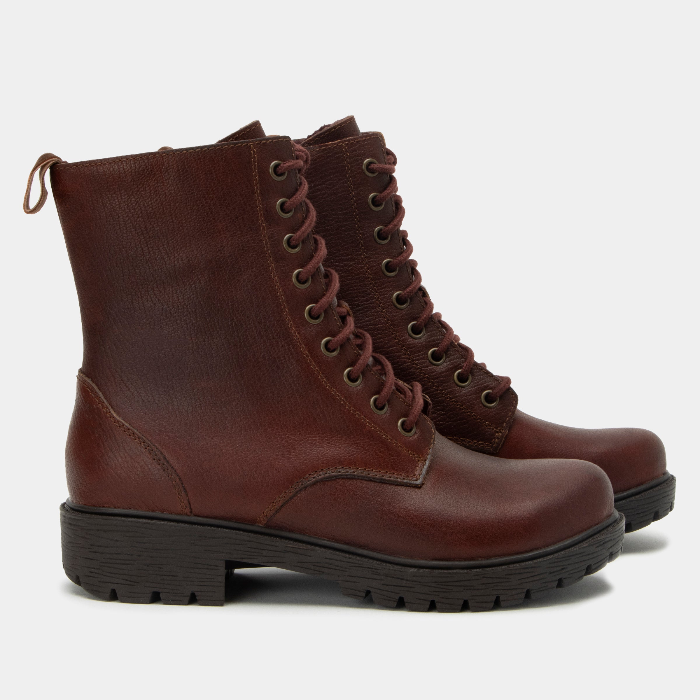 Ari Chestnut Boot: Premium Quality Chestnut Boot