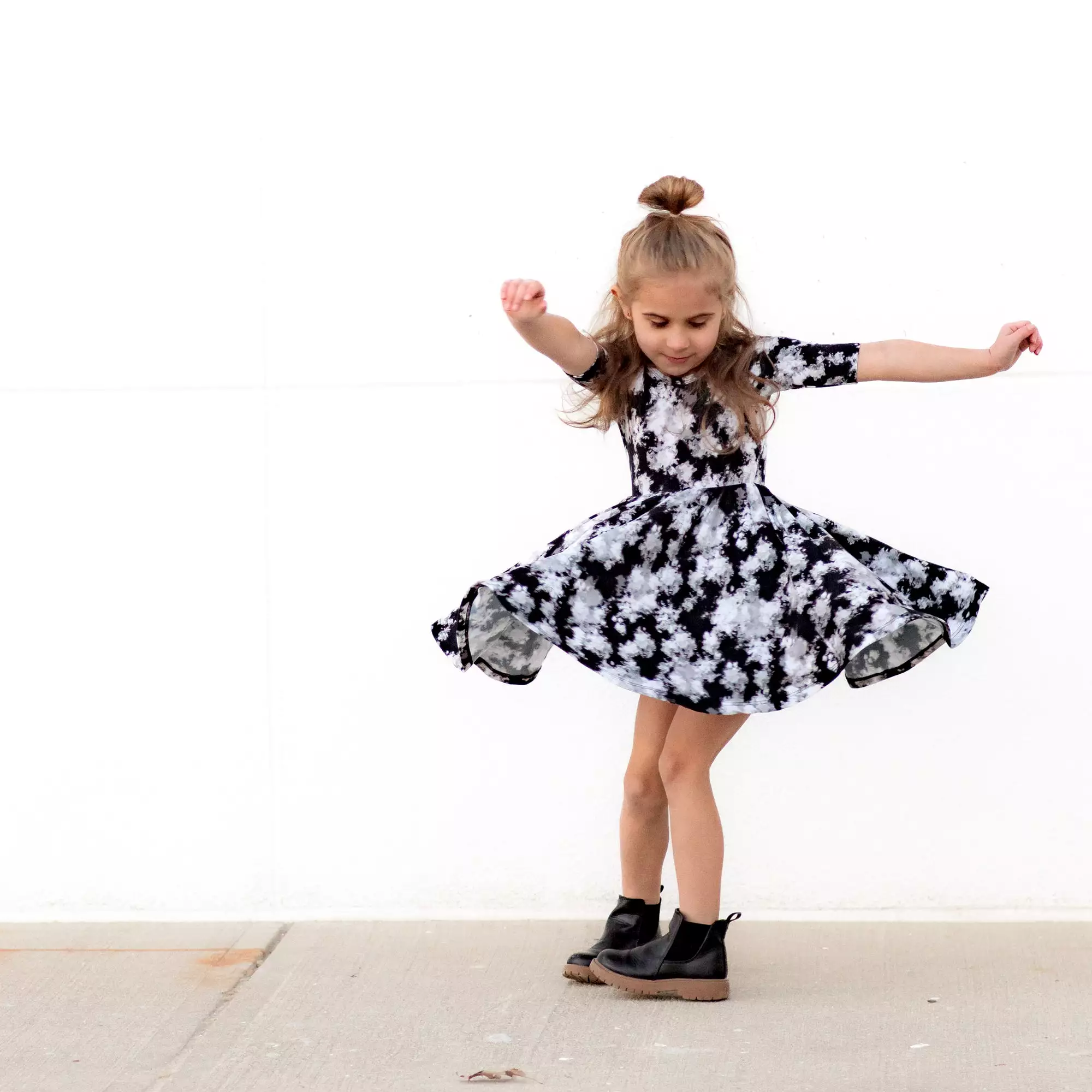 Black Tie Dye Mid Sleeve Twirl Dress