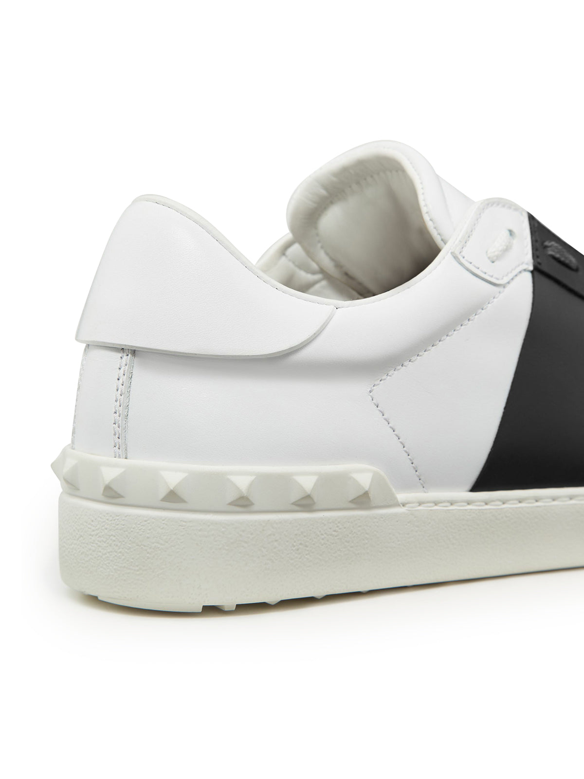 Calfskin sneaker