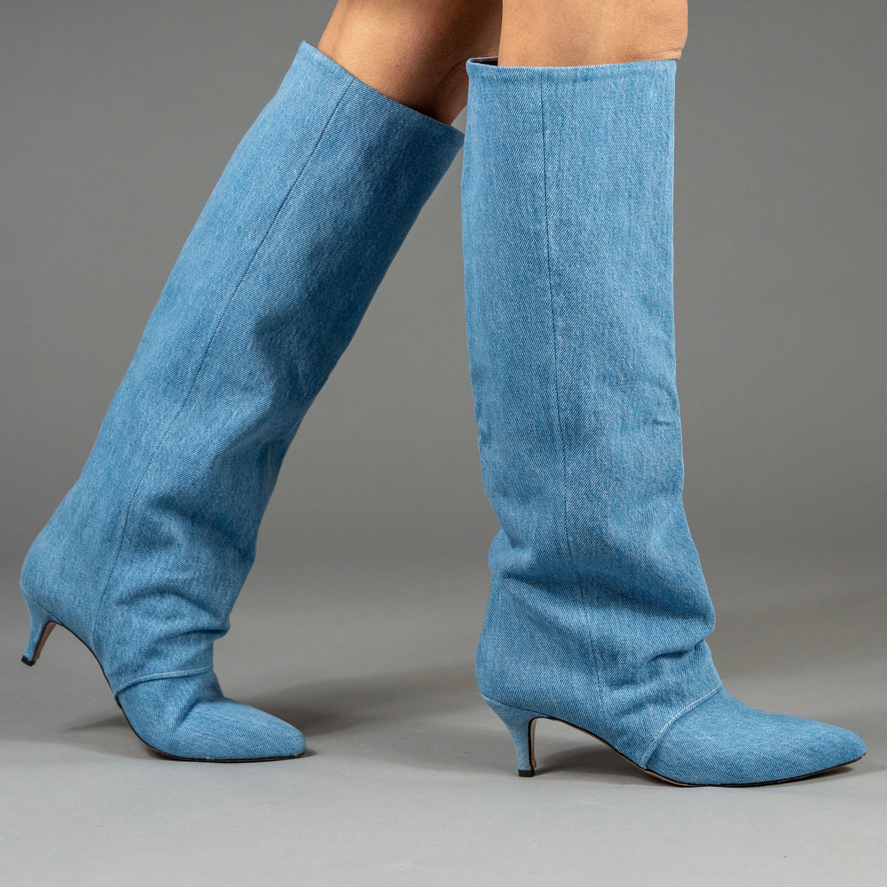 Chenia Blue Denim - Shop online for Chenia blue denim jeans.