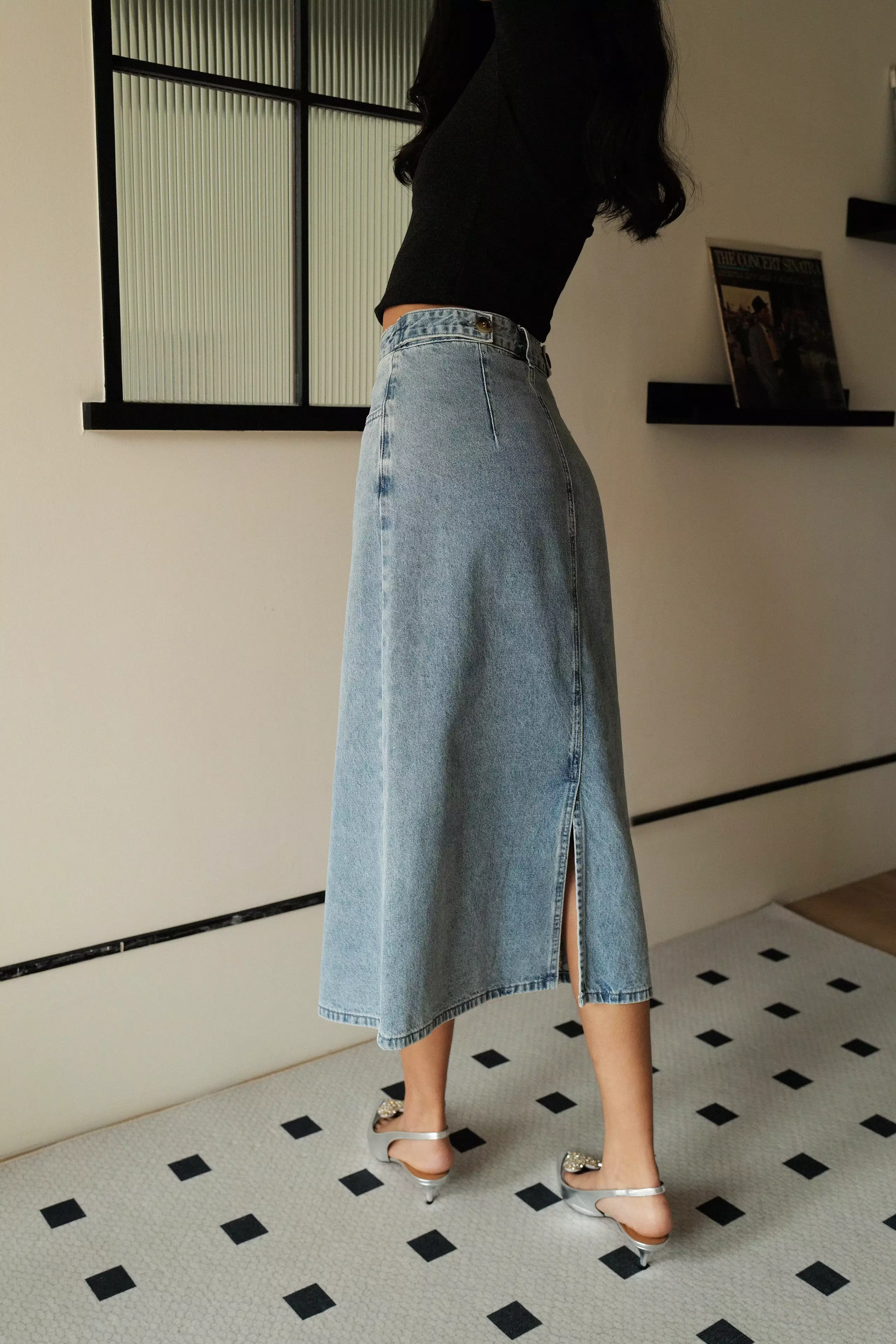 Denim midi skirt for travel