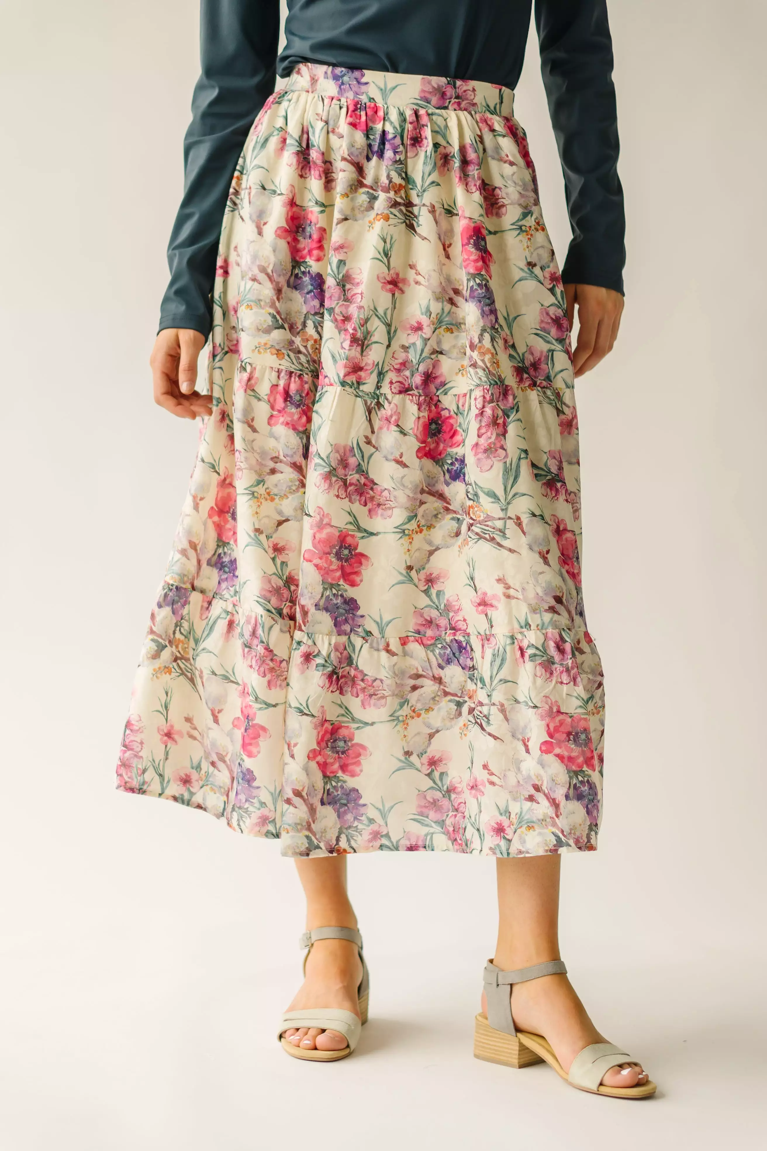 Kenly Floral Tiered Maxi Skirt Cream.