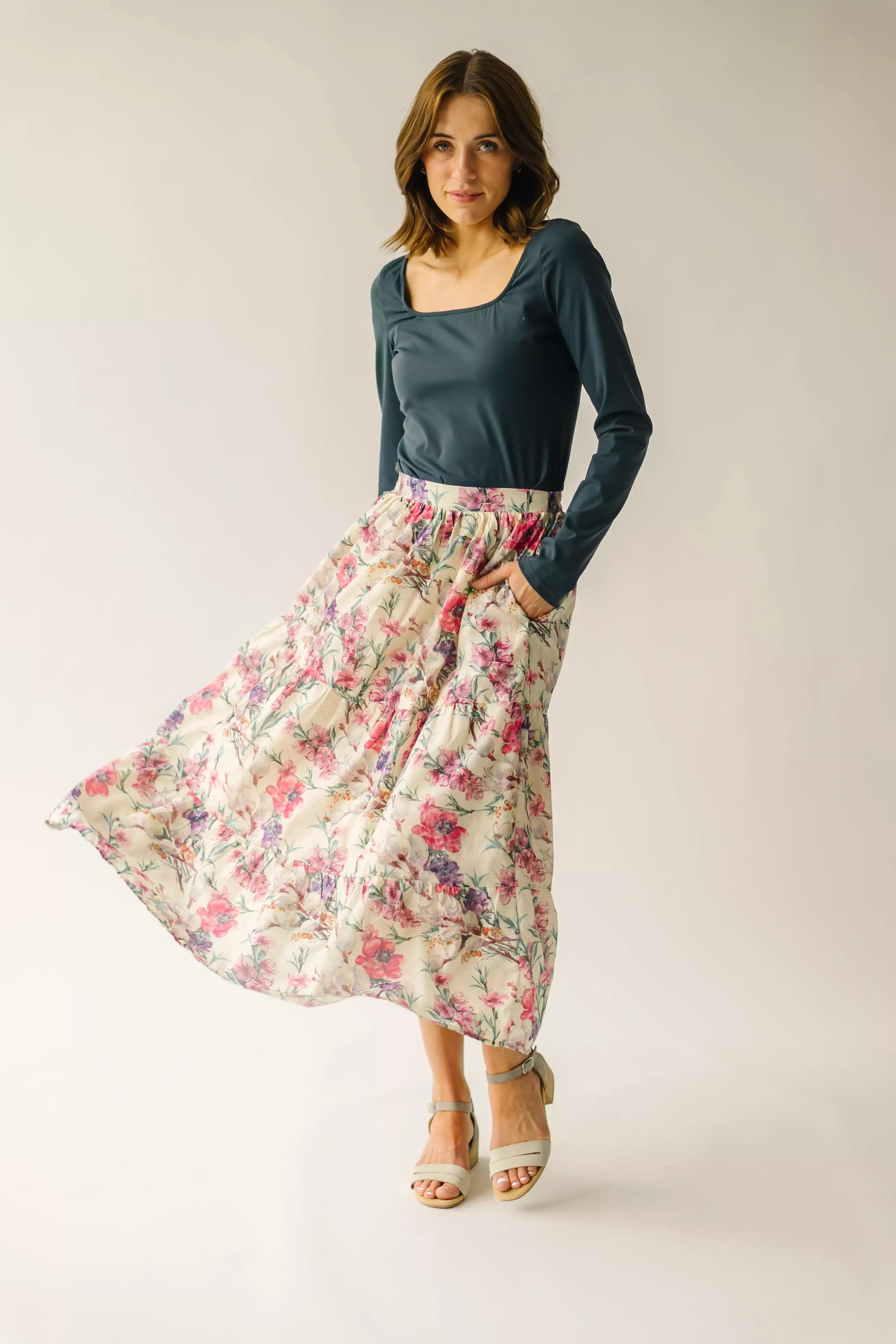 Kenly Floral Tiered Maxi Skirt Cream.