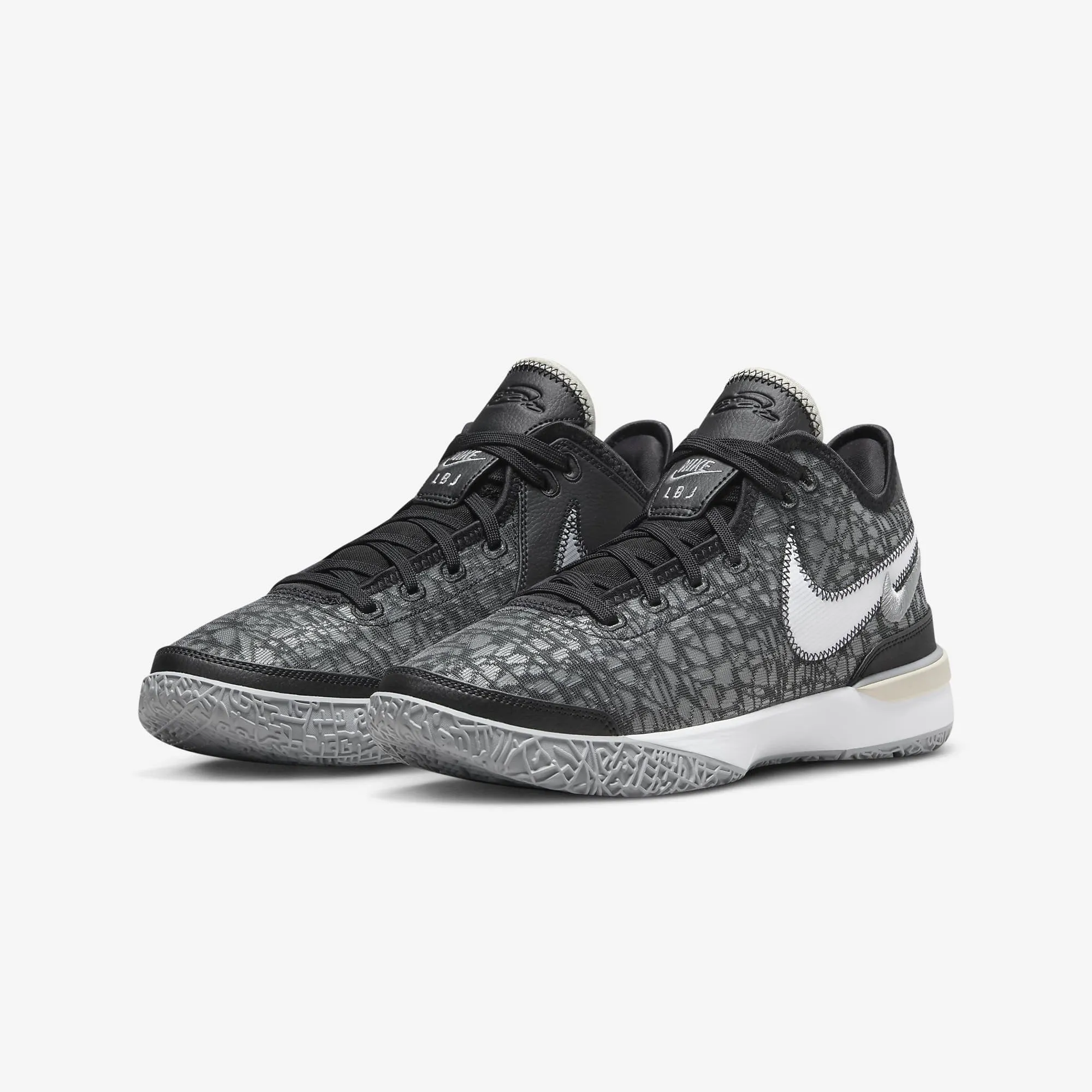 LEBRON NXXT GEN EP 'BLACK/WOLF GREY-WHITE-LIGHT BONE'