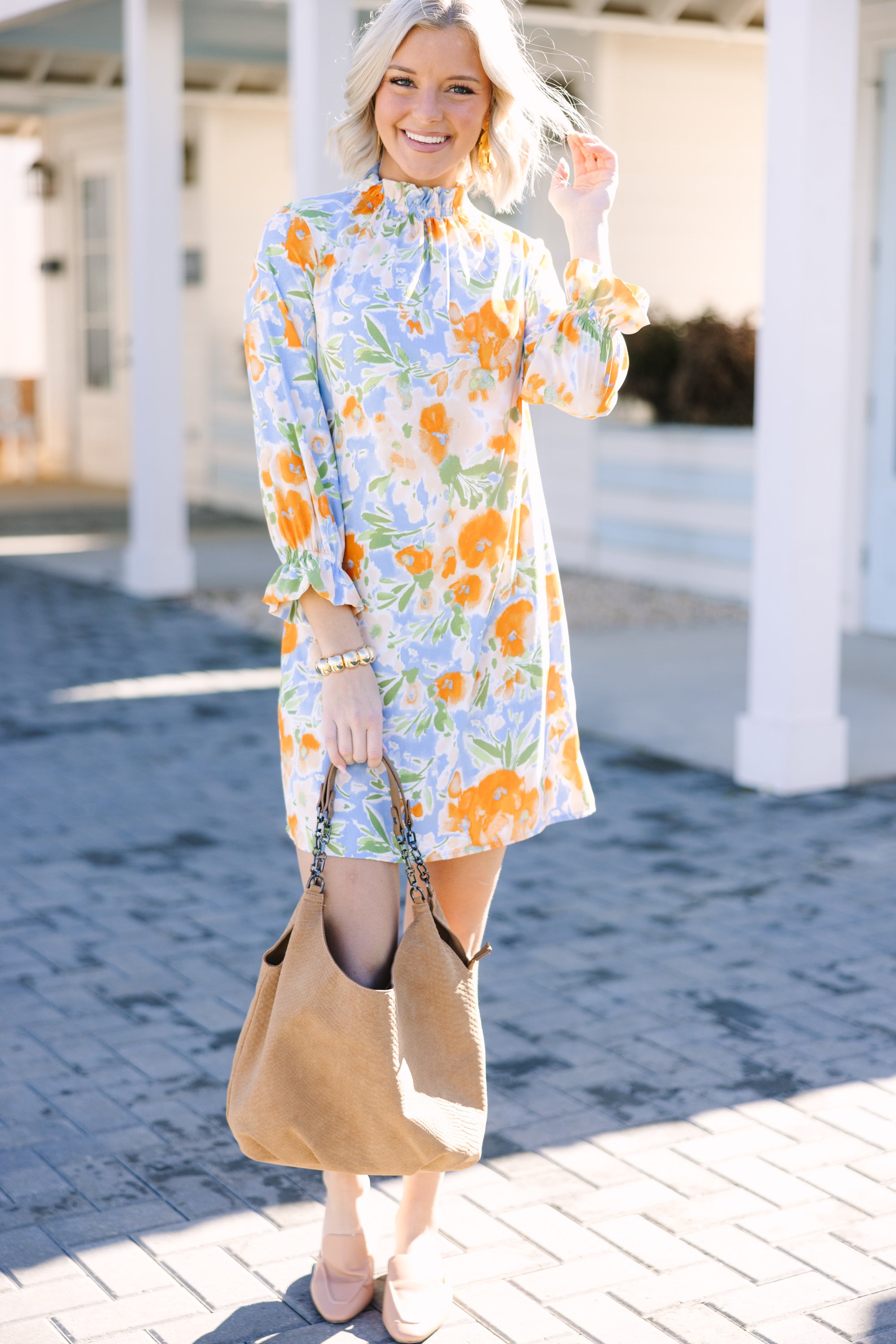 Light Blue Floral Shift Dress: Beautiful and Smart