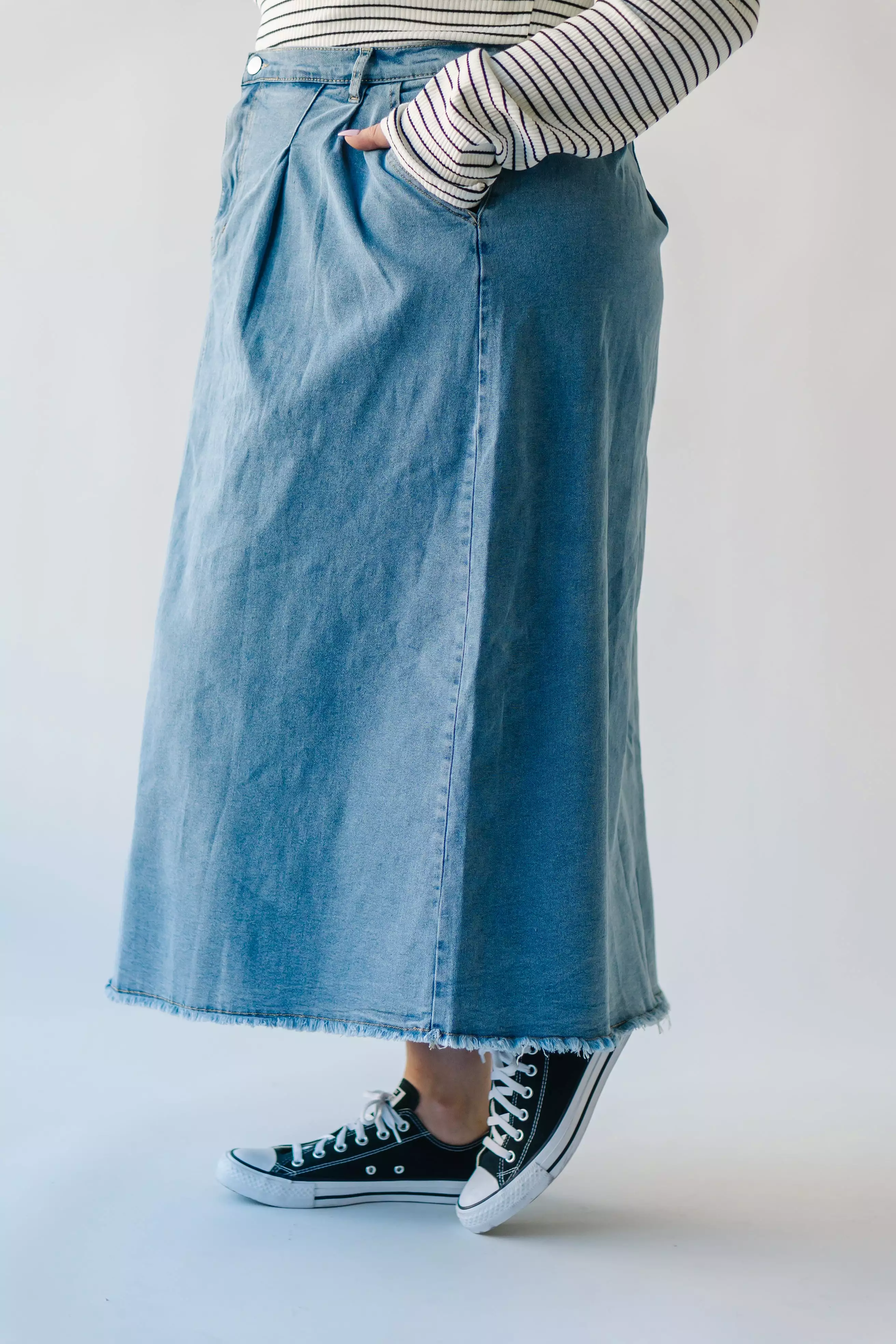 Waleska Pleated Denim Maxi Skirt - Get it now!