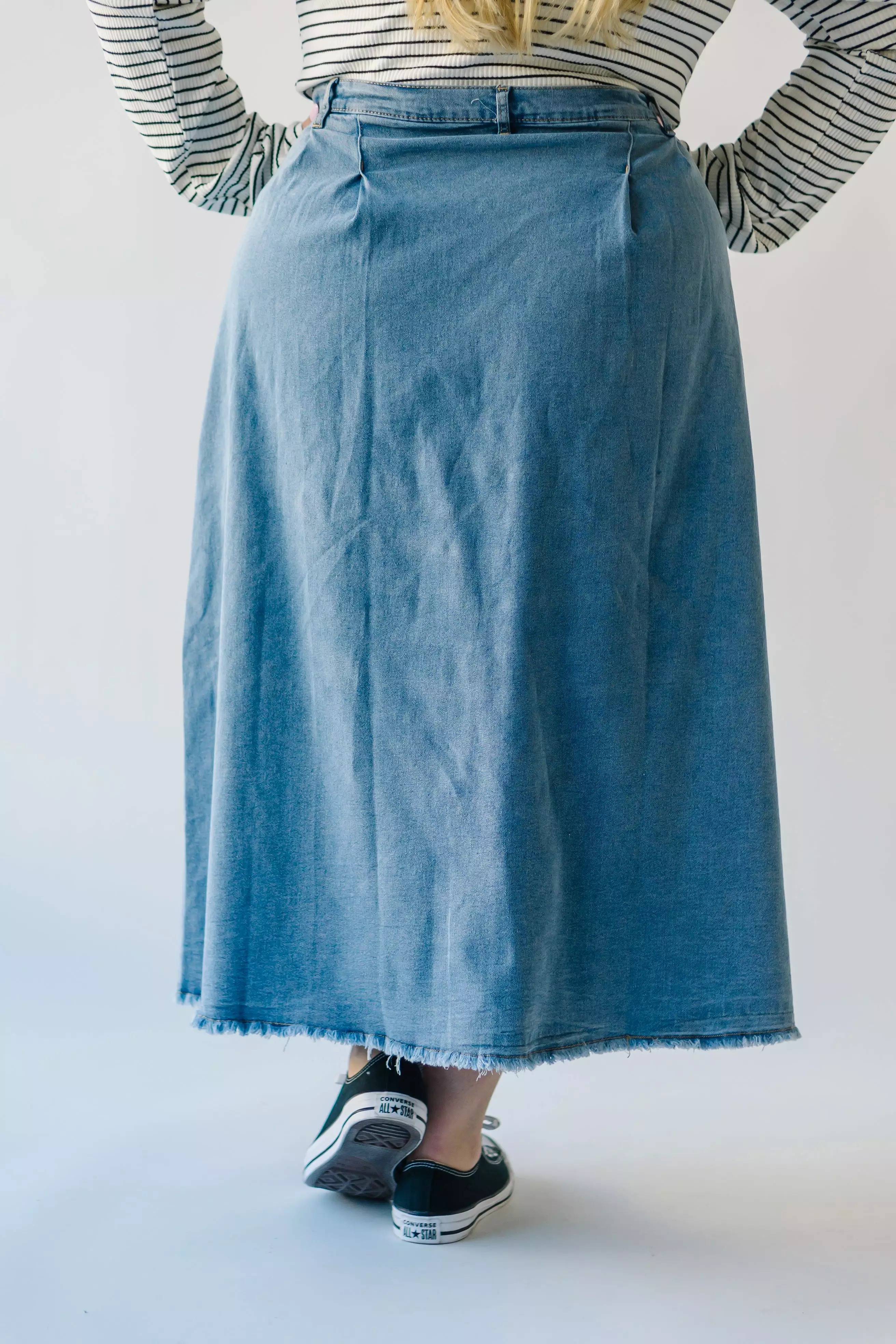 Waleska Pleated Denim Maxi Skirt - Get it now!